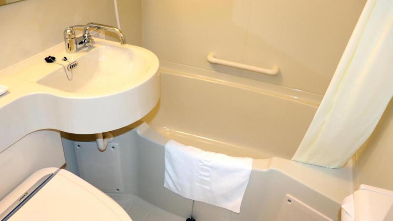 Toyoko Inn Wako-Shi Ekimae Bagian luar foto